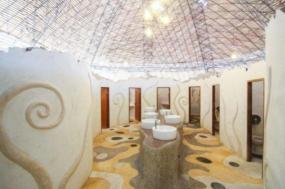 Naidee Sculptured Huts Otel Hua Hin Dış mekan fotoğraf